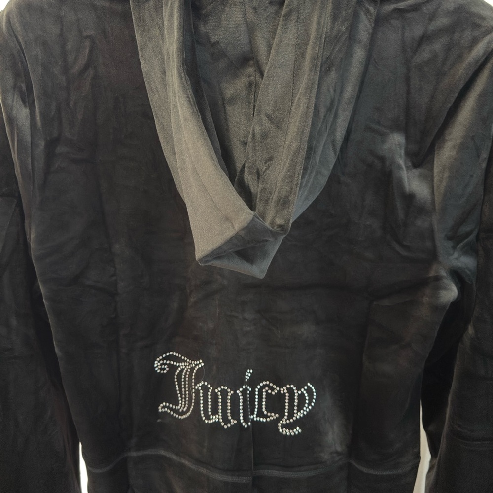-Juicy Couture Beautiful Jet Black Velour Zip Hoodie with Signature J Pull